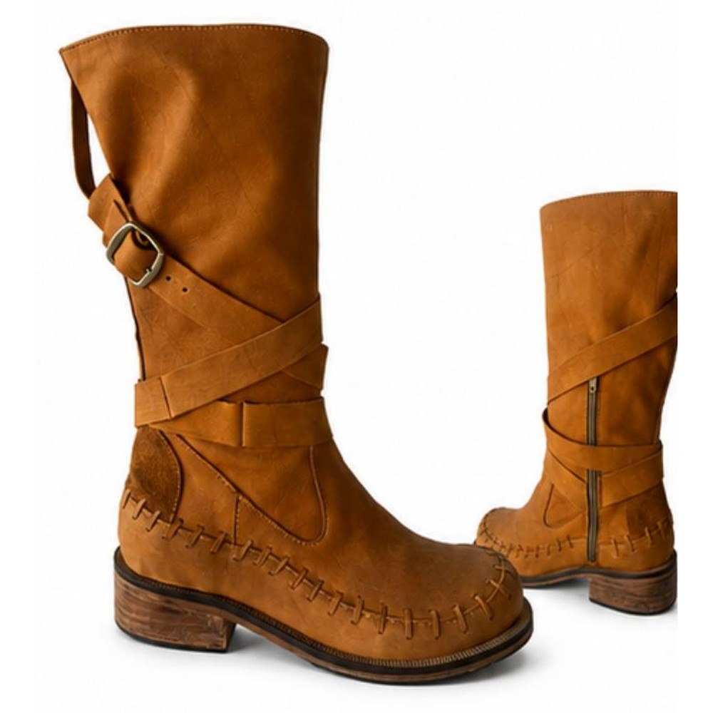 FORMENTERA — Bota de piel de aire bohemio | Leathersophy Bota de piel de aire bohemio — modelo FORMENTERA hecho a mano en Argentina y España por Leathersophy