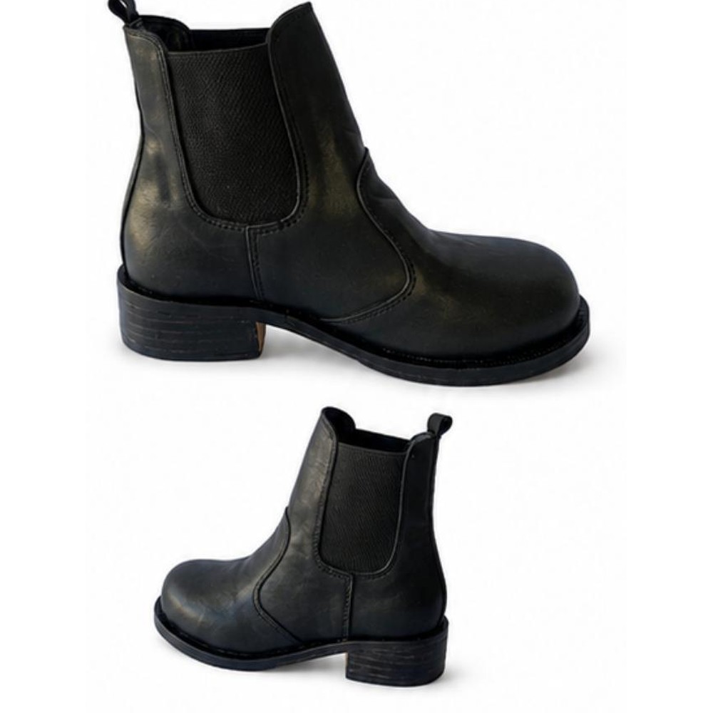 TOLEDO — Bota elástica de media caña | Leathersophy Bota elástica de media caña — modelo TOLEDO hecho a mano en Argentina y España por Leathersophy